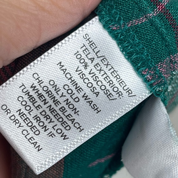 🥑5/$25 Ann Taylor LOFT Small S Green Pink Plaid Off The‎ Shoulder Top Blouse - Picture 7 of 7